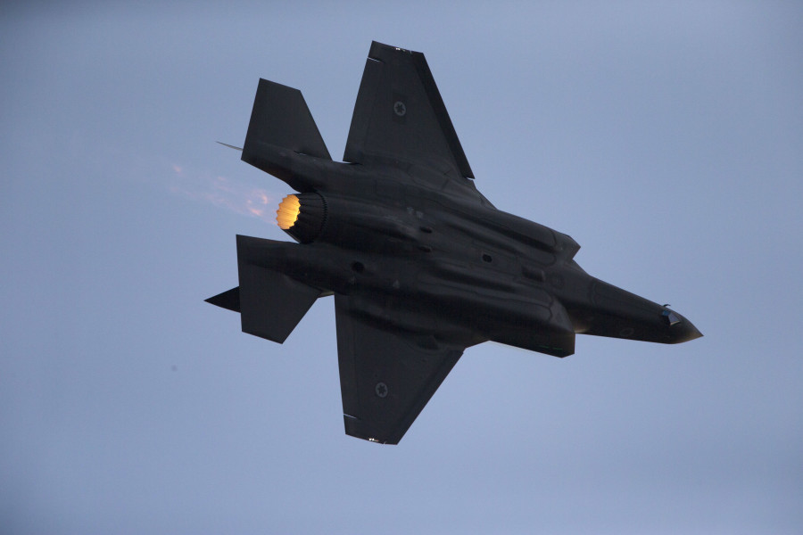 F-35-Ilustracni-foto.jpg F-35-Ilustracni-foto.jpg - 42TČen