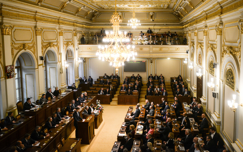 Český parlament Český parlament - 42TČen