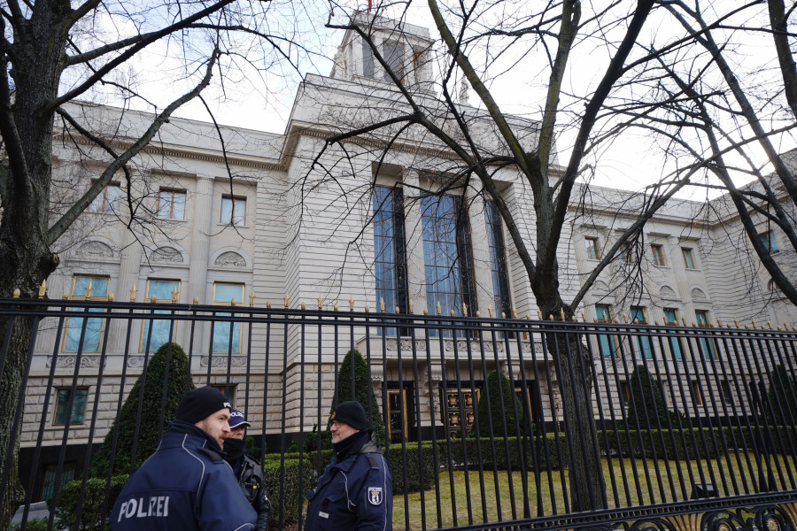 Ruská ambasáda v Berlíně Ruská ambasáda v Berlíně - 42TČen