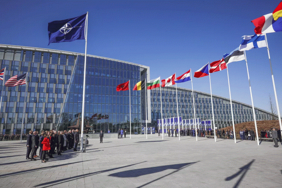 Budova NATO Budova NATO - 42TČen