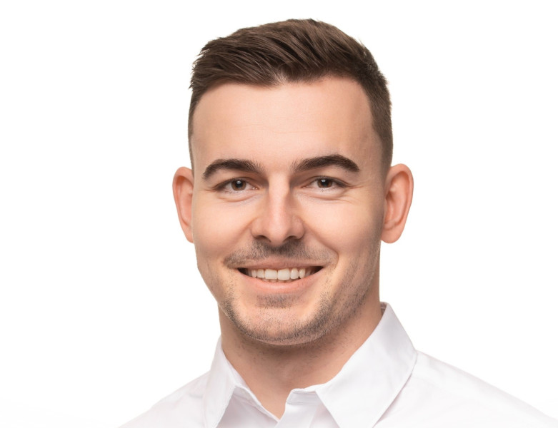 Libor Vondráček. právník a předseda strany Svobodní Libor Vondráček. právník a předseda strany Svobodní - 42TČen