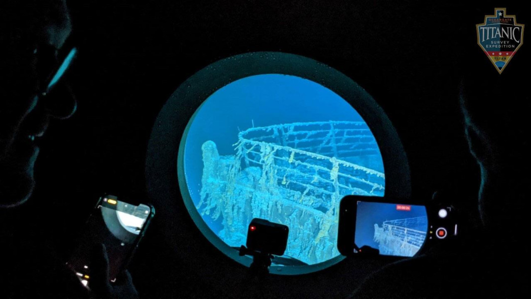 Batyskafový tým OceanGate během ponoru k Titaniku Batyskafový tým OceanGate během ponoru k Titaniku - 42TČen