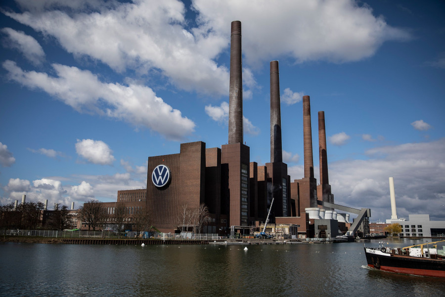 Továrna Volkswagen v německém Wolfsburgu Továrna Volkswagen v německém Wolfsburgu - 42TČen
