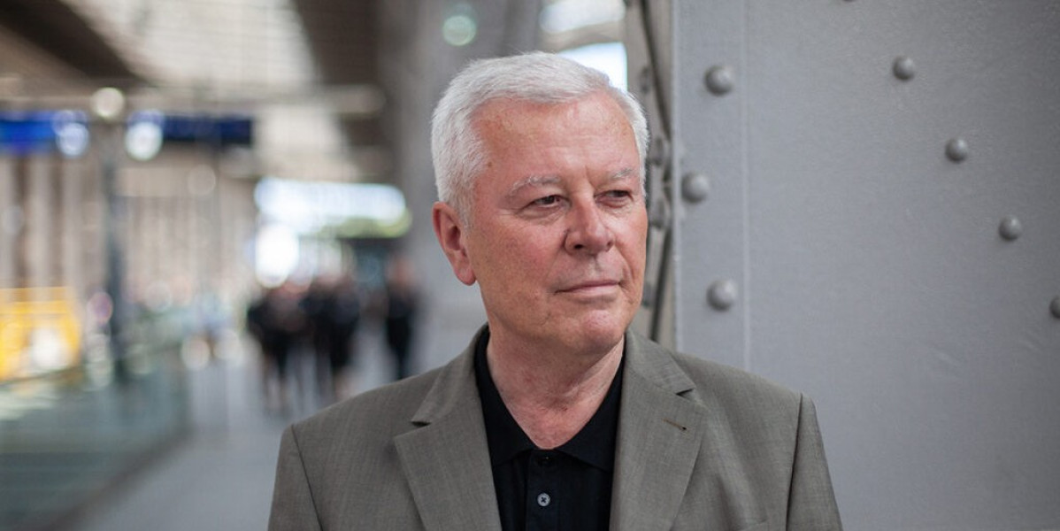 PhDr. Josef Skála PhDr. Josef Skála - 42TČen