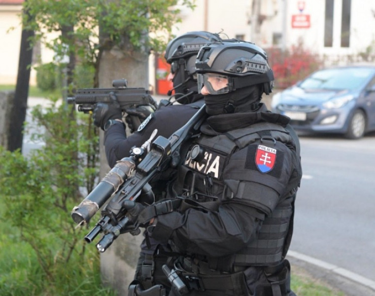 NAKA NAKA - 42TČen