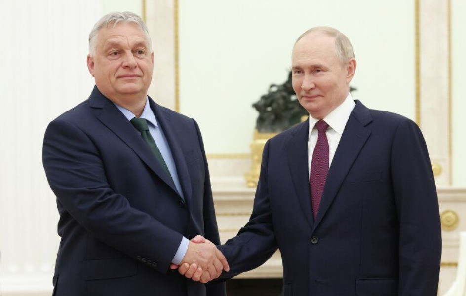 Orbán a Putin Orbán a Putin - 42TČen